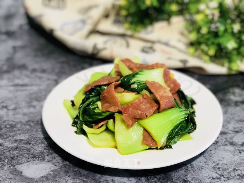 Stir-fried Cabbage Heart with Bacon recipe
