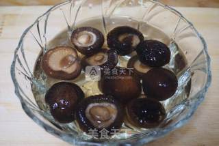 Delicious Yellow Braised Chicken recipe