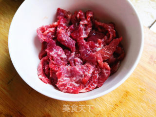 Stir-fried Lamb with Scallions recipe