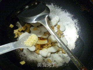 Stir-fried Rice Cake with Dried Radish recipe