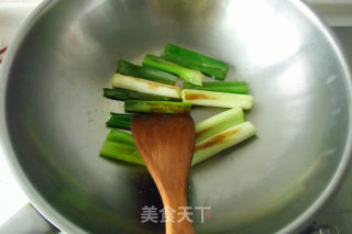 Braised Chicken Drumsticks with Scallions recipe
