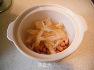 A Bowl of Nourishing Yin and Nourishing Soup that Can Maintain and Restore Skin Elasticity-huo Hu Stewed Fish Gelatin recipe