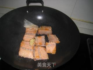 Shiitake, Salmon Bone and Tofu Soup recipe