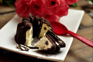 Chocolate Honey Bean Ice Cream Mooncake recipe