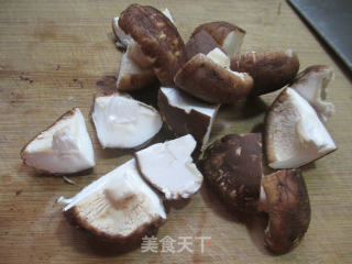 Steamed Middle Wings with Shiitake Mushrooms recipe