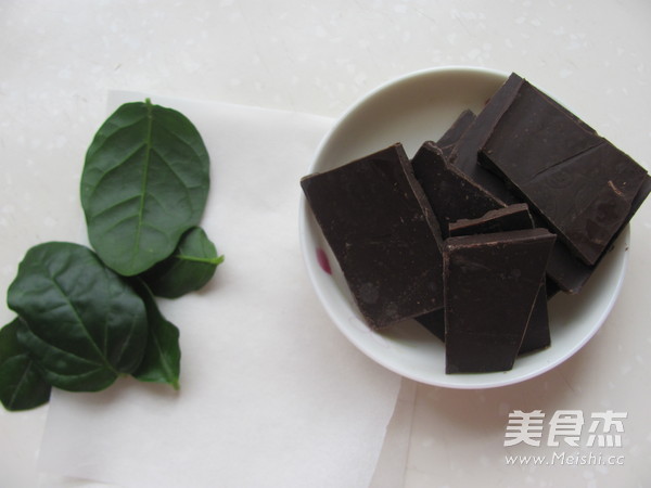 The Making of Chocolate Leaves recipe