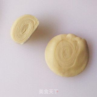 When The Moon is Full, Try Tasting The Moon---spicy Beef Moon Cake [puff Pastry! So Crispy! 】 recipe