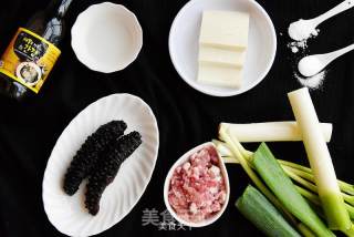 Ten Minutes of Delicious Dishes-tofu with Sea Cucumber and Pork recipe