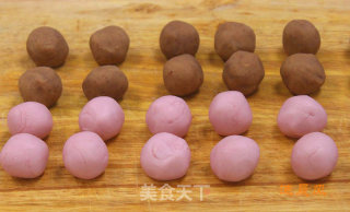 Chestnut Paste Snowy Mooncakes recipe