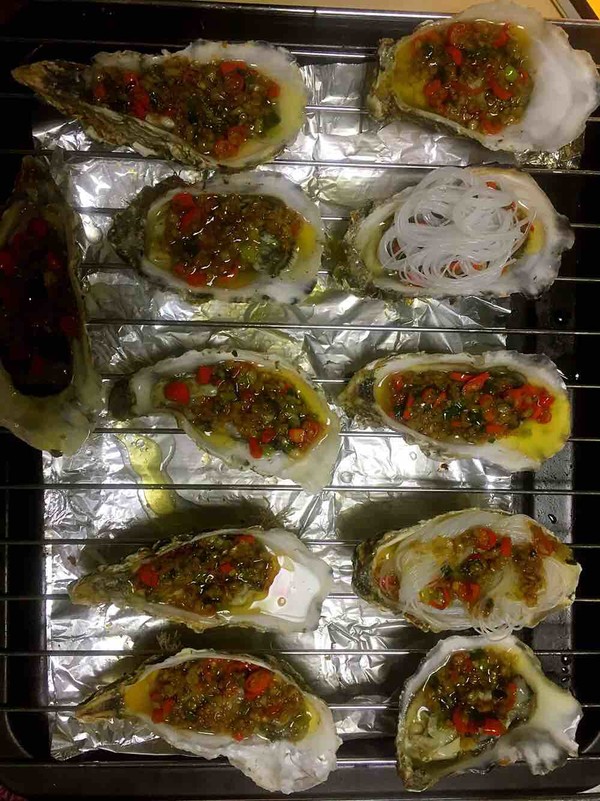 Delicious Garlic Roasted Oysters recipe