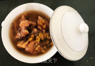 Pipa Bone, Lotus Root and Mung Bean Soup recipe