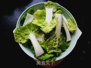 Stir-fried Morels with Yellow Cabbage recipe