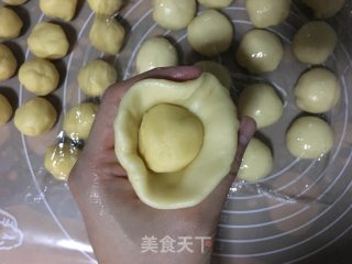 Egg Yolk Cake with Xue Mei Niang recipe