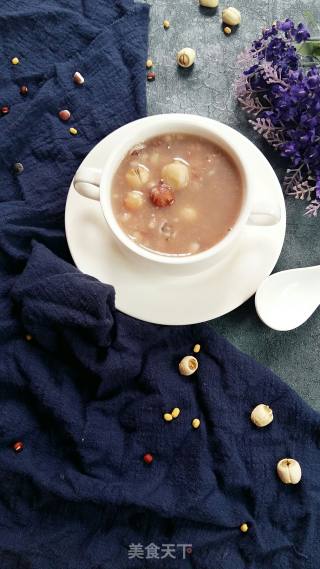 Mung Bean and Lotus Seed Dispelling Dampness and Health Soup recipe