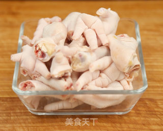 Home-cooked Chicken Feet with Pickled Peppers recipe