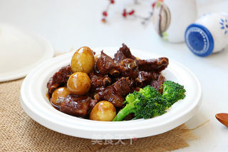 Braised Pork Ribs with Quail Eggs recipe