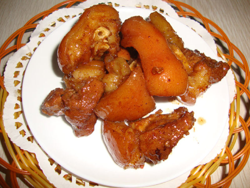【sweet and Sour Pork Knuckles】---haha, Both Beauty and Nutrition recipe