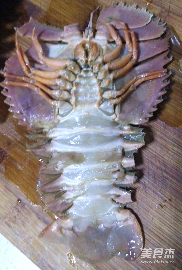 Steamed Nine-tooth Fan Shrimp with Garlic recipe