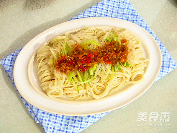 Noodles with Wild Pepper Beef Sauce recipe