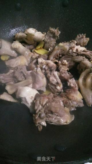 Stewed Chicken with Pearl Mushroom-electric Pressure Cooker Version recipe