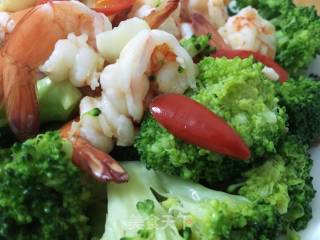 Fried Shrimp Balls with Broccoli recipe