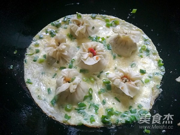 Fried Egg Hug Siu Mai recipe