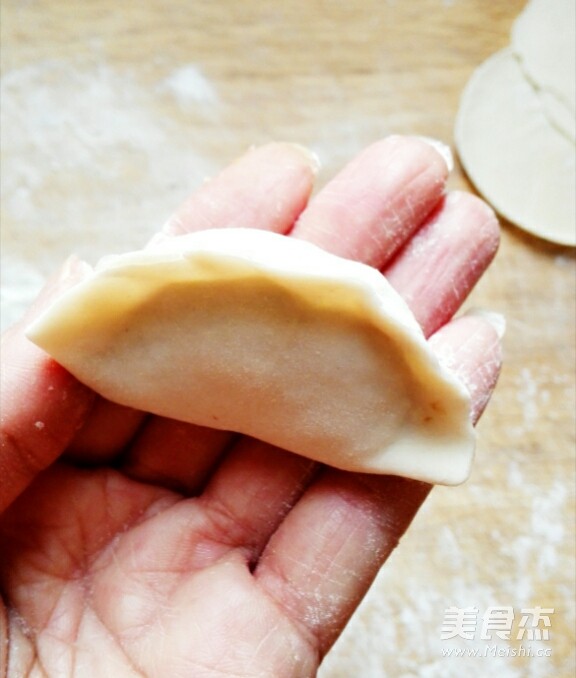 Pork and Cabbage Dumplings (detailed Version Includes Dumpling Kneading Method) recipe