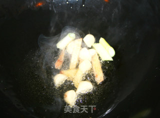 [taji Pot] [sweet Like A Flower] [the Meat You Want to Eat After Eating It] Sprite Braised Pork recipe