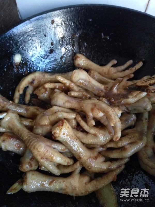 Secret Braised Chicken Feet recipe