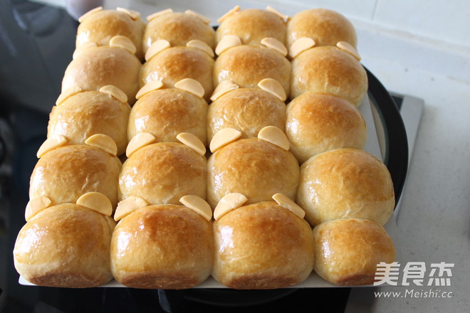 Squeeze Buns recipe