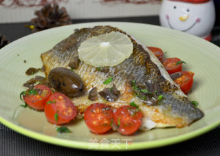 Tomato Olive Seabass Salad recipe