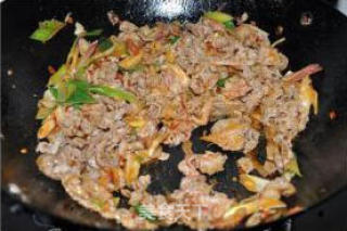Stir-fried Lamb with Double Scallions recipe