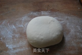 Cantonese Chinese New Year Appetizers Made with Flour——【hand-rolled When You Get Rich】 recipe