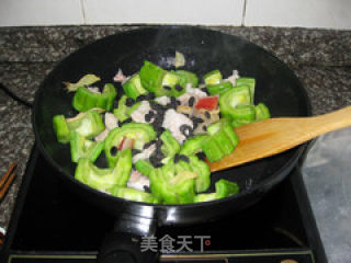 Braised Bitter Gourd with Soy Pork Skin recipe