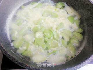 Loofah and Egg Soup recipe