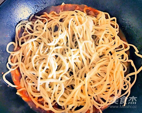 Braised Noodles with Beans recipe