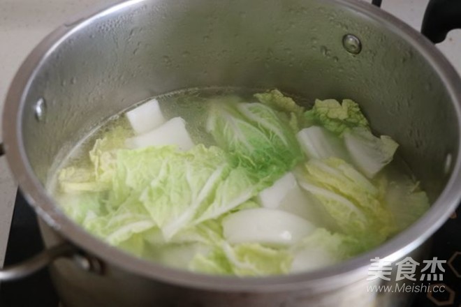 Cabbage Taro Soup recipe