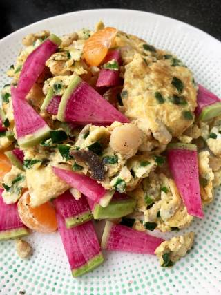 Seafood Assorted Omelette Salad recipe
