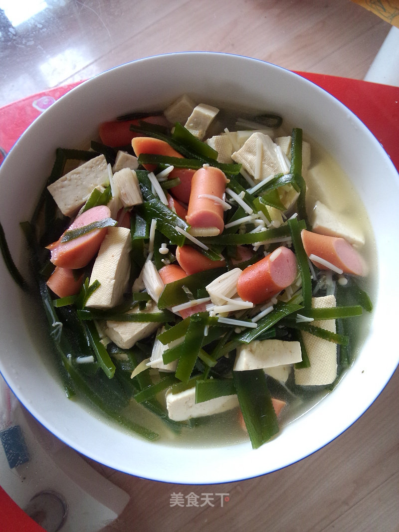 Seaweed Tofu Soup recipe