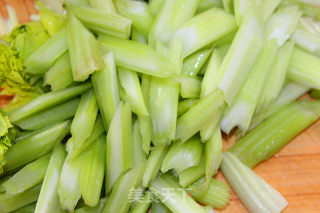 Shrimp is More Delicious this Way-celery and Shrimp recipe