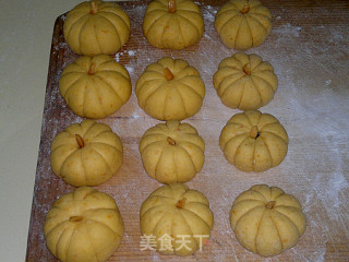 Pumpkin Buns recipe