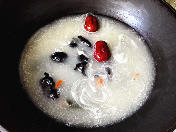 One Person Eating Sea Cucumber Small Hot Pot recipe