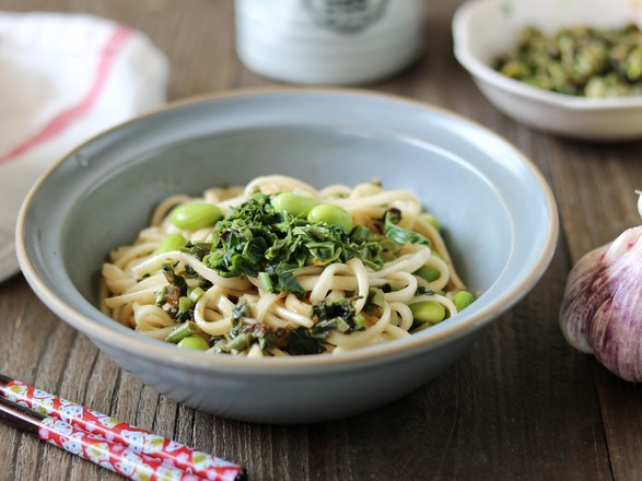 Toon Noodles with Garlic Sauce recipe
