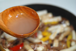 Stir Fried Rice Cake with Beef recipe