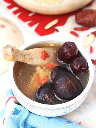 Red Dates and Mushroom Chicken Soup recipe