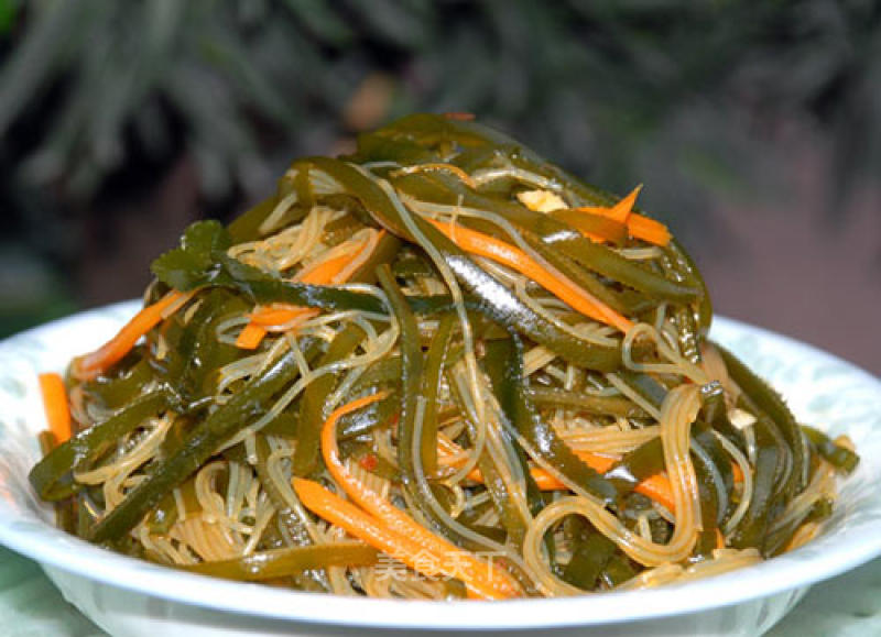 【summer Cold Dishes】chilled Rice Noodles with Shredded Kelp recipe