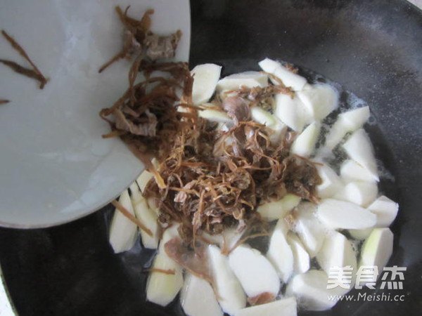 Boiled Bamboo Shoots and Dried Vegetables recipe