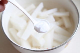 Hot and Sour Radish Crisp recipe