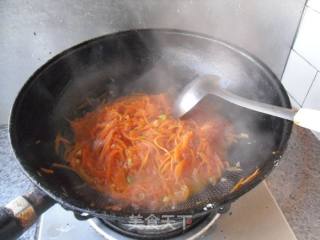Braised Pork with Chopped Carrots recipe