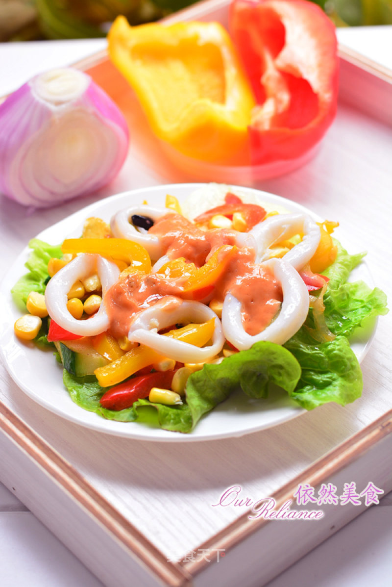 Mexican Salad with Fresh Squid recipe